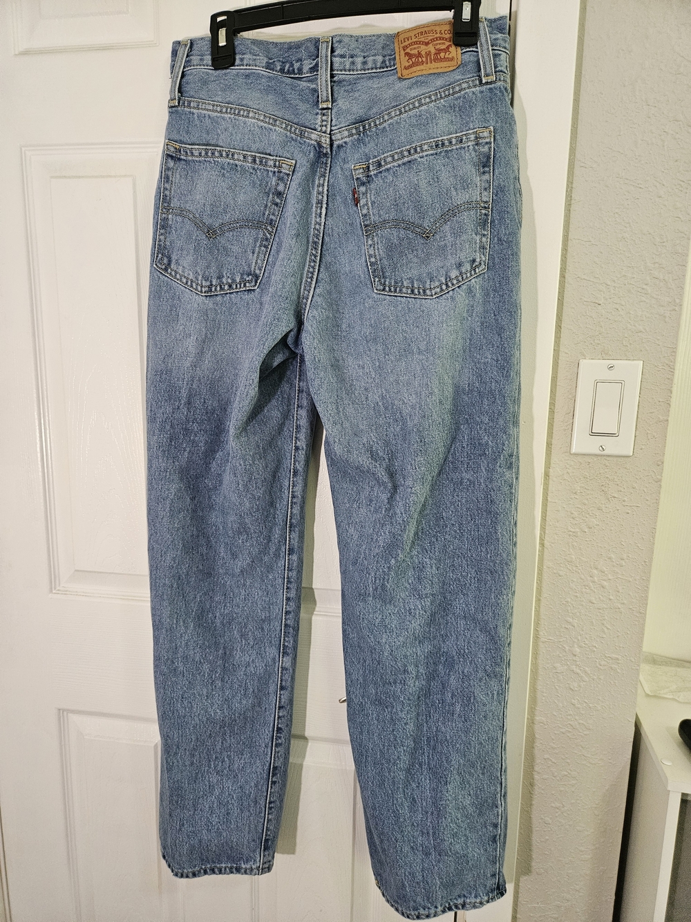 Women's Levi '94 Baggy Jeans - Picture 6 of 12